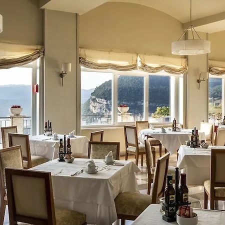 De Vic-sau Hotel