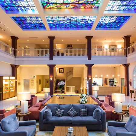 De Vic-sau Hotel 4*