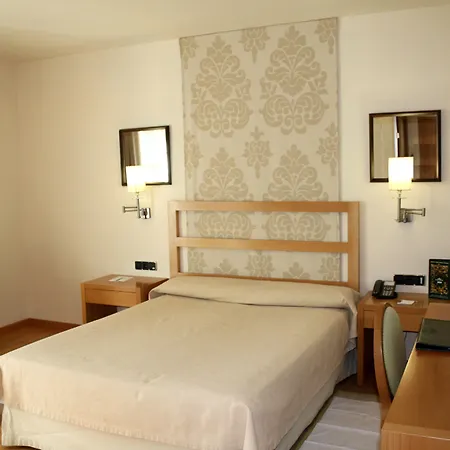 De Vic-sau Hotel 4*