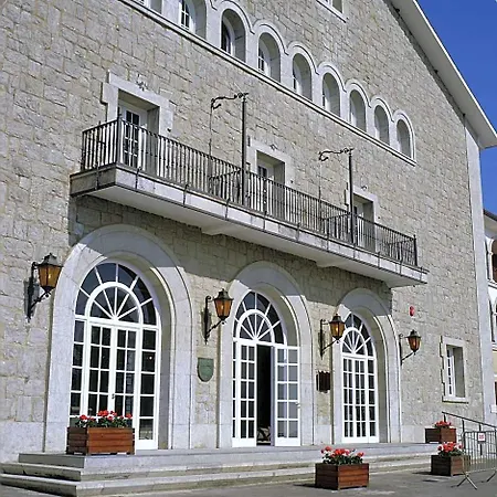 Hotel De Vic-sau Tavernoles
