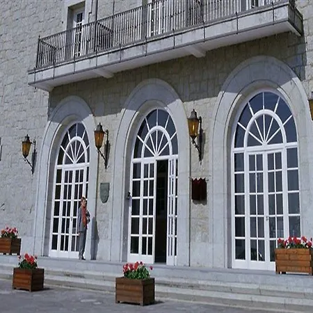 De Vic-sau Hotel