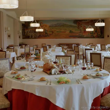 De Vic-sau Hotel 4*